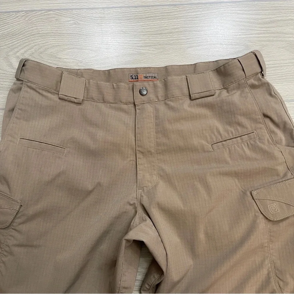 5.11 Tactical Stryke Khaki Uniform Utility Cargo Pants Men’s size 40”Wx32”L